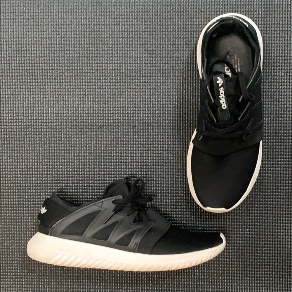 Adidas Tubular Viral